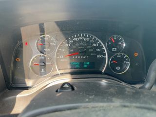 2015 Chevrolet Express 3500 Work Van - Interior Instrument Cluster / Odometer Image